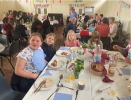 Cirencester Rotary Community Meal in Partnership with World Jungle, Cirencester Town Council and Cirencester Soroptimists 