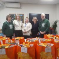 Food parcel delivery to Crossroads care.