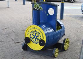 Hitchin Priory Station Floral Display