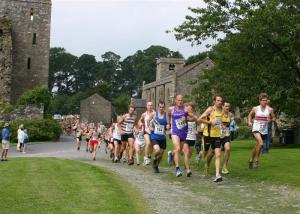 Slideshow of James Herriot Trail Run 2011 at Castle Bolton and around12K