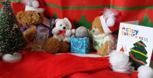 20 December: Fred Bear preparing for Christmas
