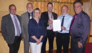 From the left:  John Geraint Jones, John Davies, Nerys Davies, President Dilwyn , Tudor Evans and Val Roberts.


