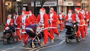 Santa [lots of them] had a Fun Run in Marlow
