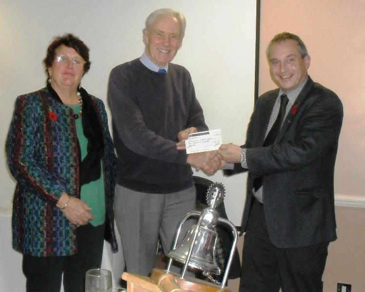 President Will Job presenting Loren Butt (President) and Therese Lewis (Secretary) with a cheque for Petangue Wallingford in appreciation for all the support and expertise they provided for the Boules Tournament held in June 2013.