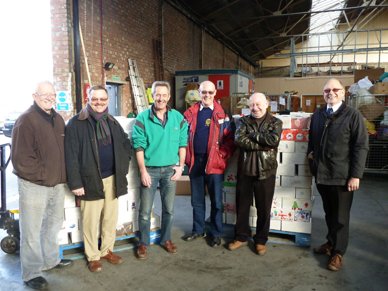Rotary-Club-of-Southport-Links-International-Aid-Trust-Shoeboxes
