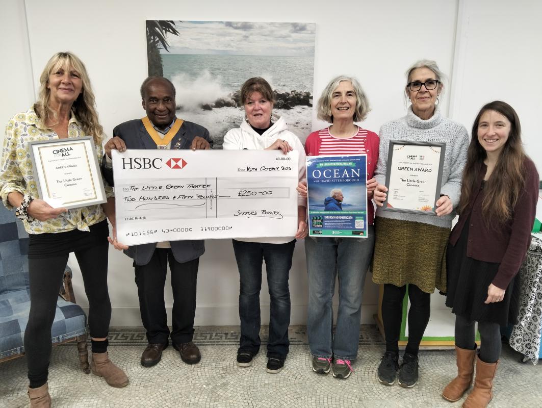Vice President Collins Griffith presenting the grant to members of the Little Green Theatre
From left to right – Jo Rigby, Fay Langston, Collins Griffith, Wendy Pickles, Susan Pontin, Alice Somerville