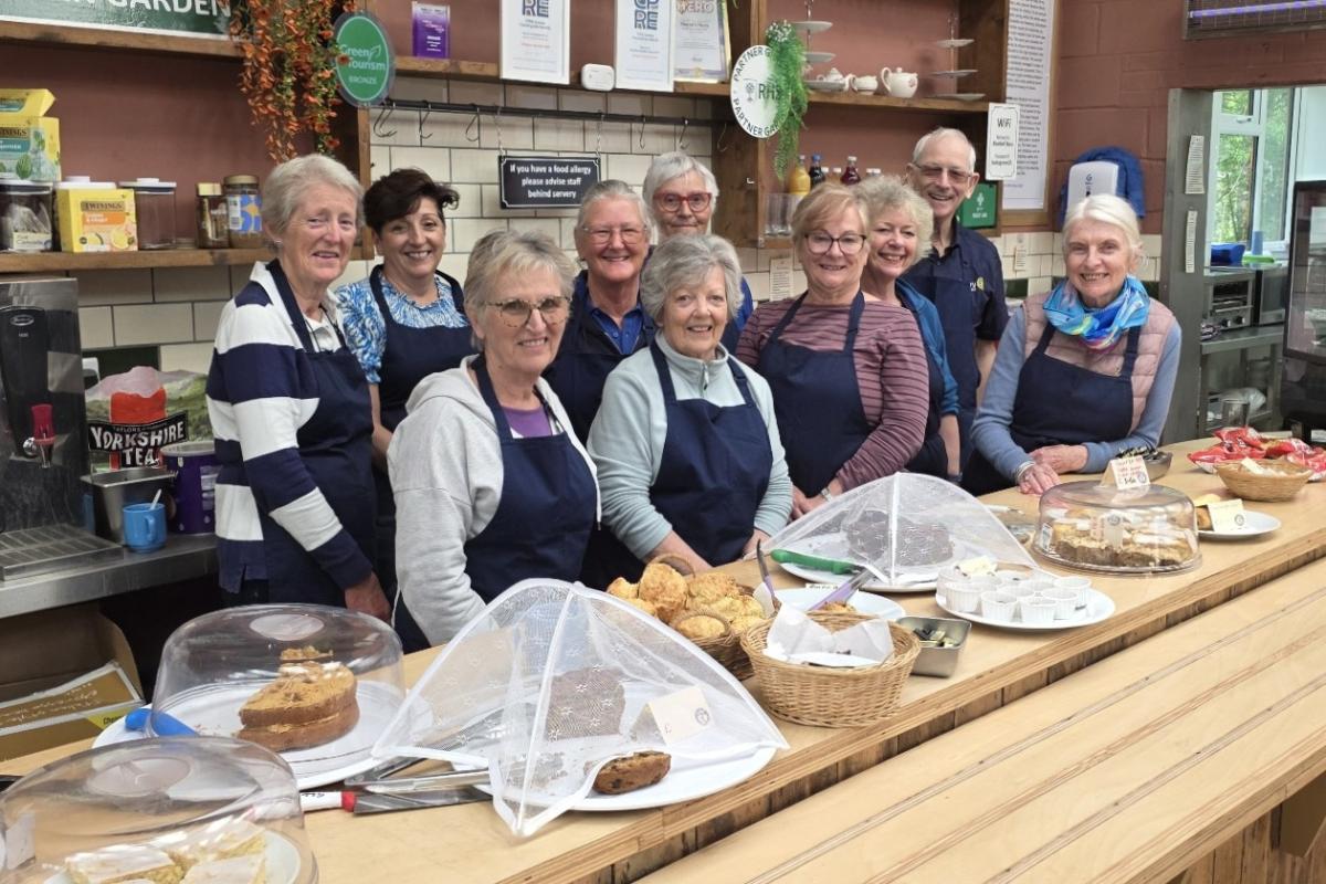Janice Vince (4th from left) with the Rotary ladies, one Rotarian and volunteers on the Wednesday afternoon