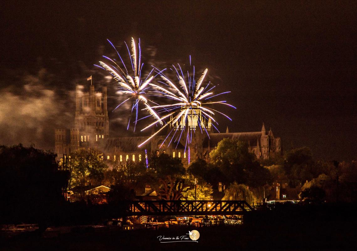 Display with the cathedral in the background