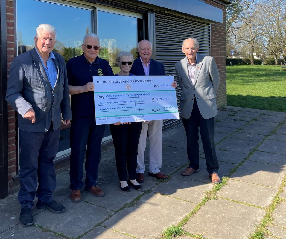 Presentation of cheque

In the picture (from the left)

Rotarians, John Broom & Clive Stechman, Centre Manager Iris Holah , and Centre Directors Tony Sales and Michael Fox.