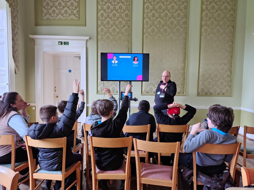 Attentive children learn about safety