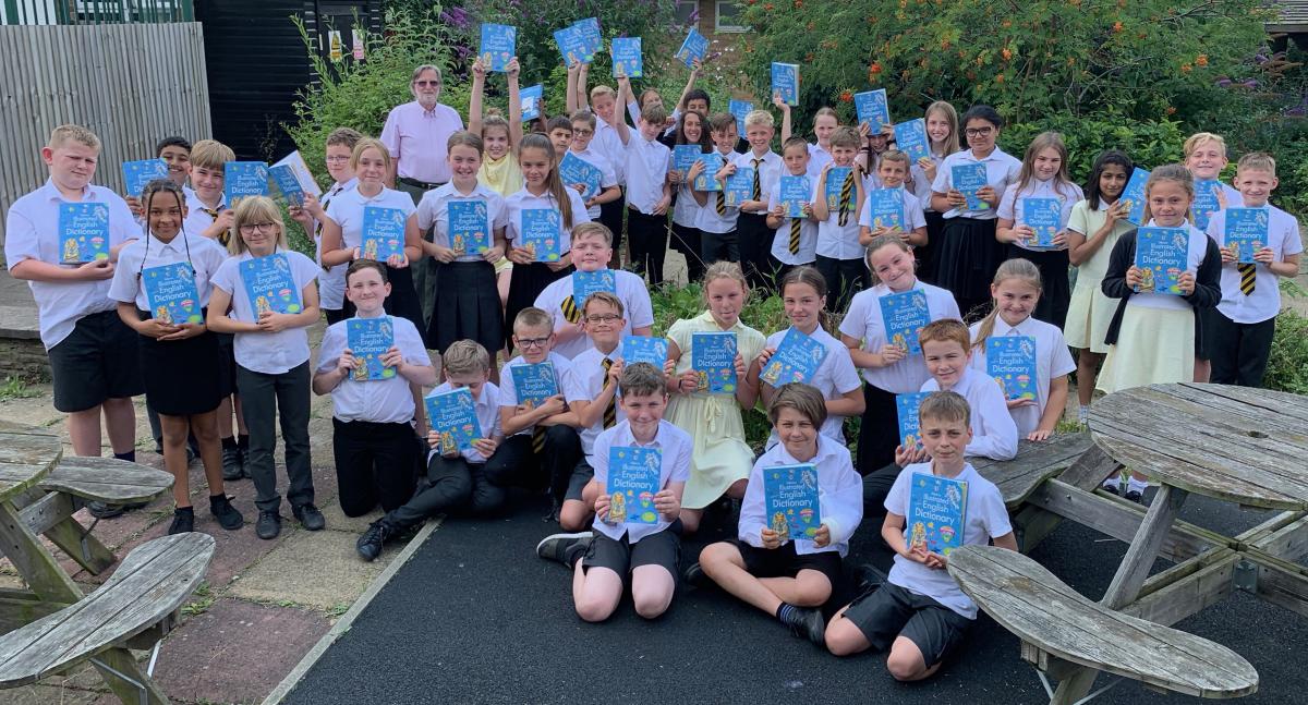 Werrington Primary School Year 6 with their Usborne dictionaries