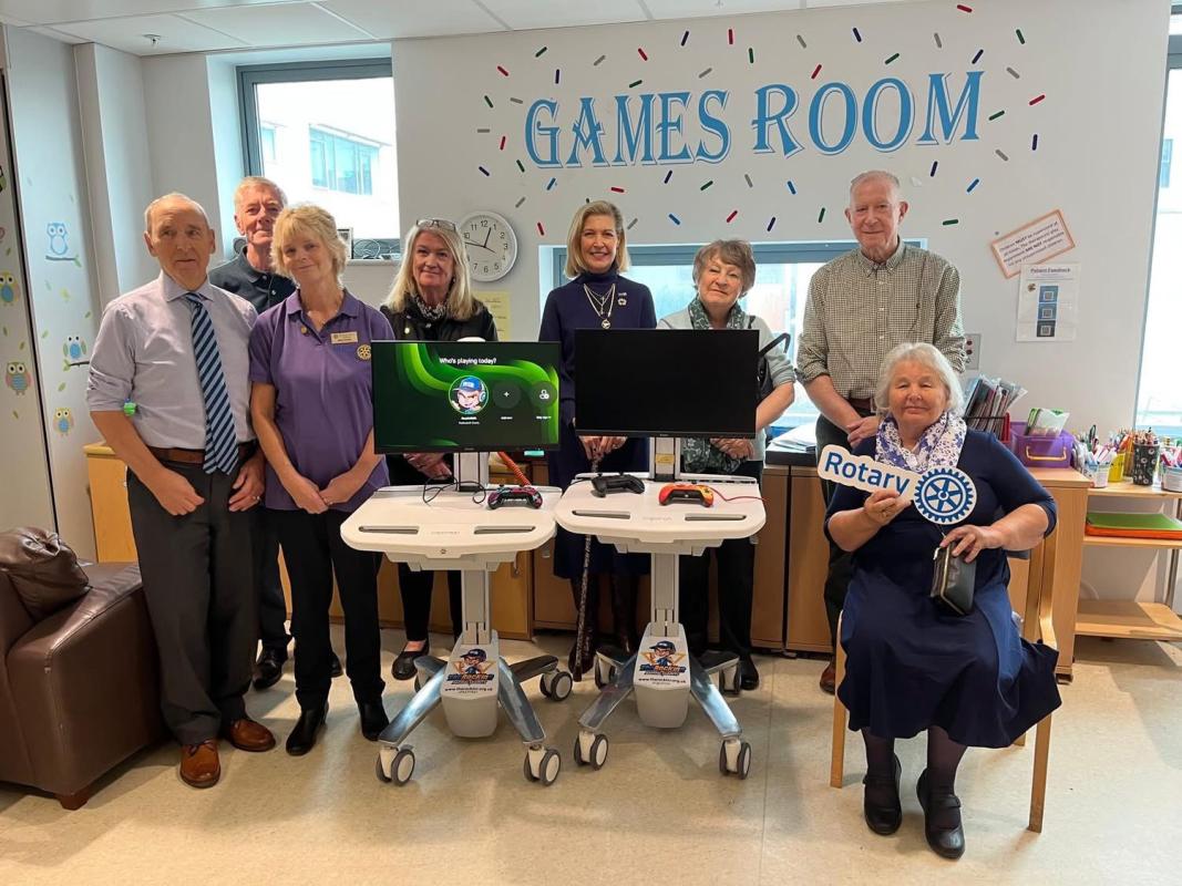 Presentation to Noah’s Ark