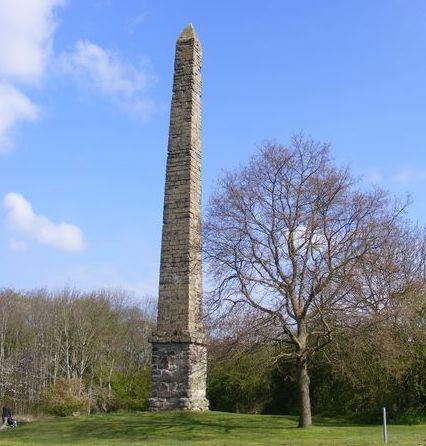 Santa Visits Obelisk Rise