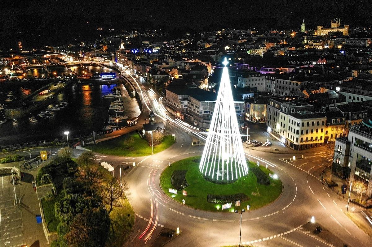 Photograph by kind permission of Sam Ozanne.