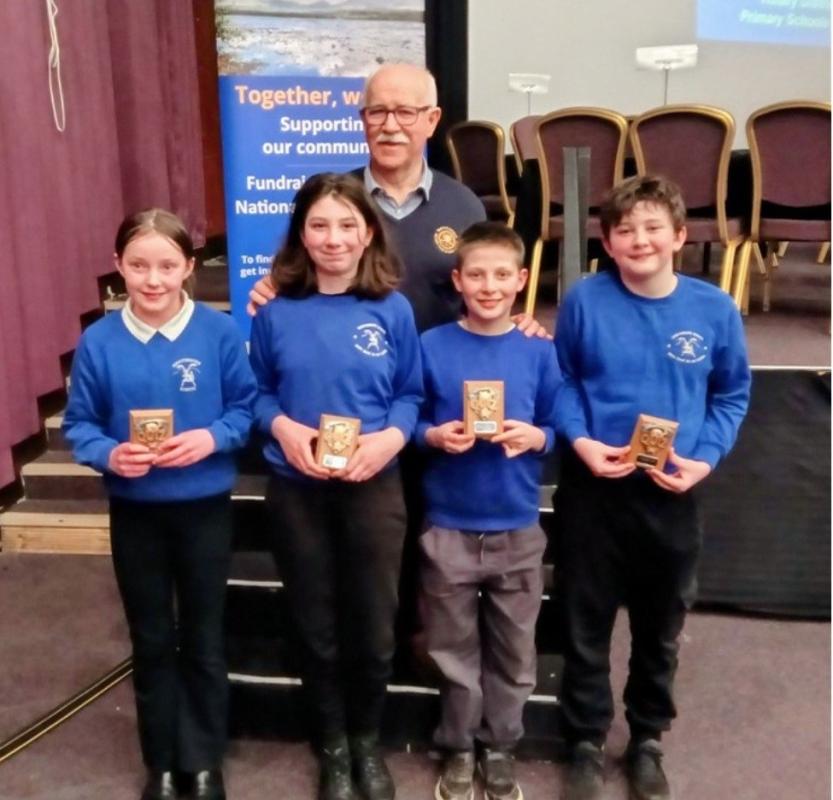 Newtonmore Primary School with President Martyn