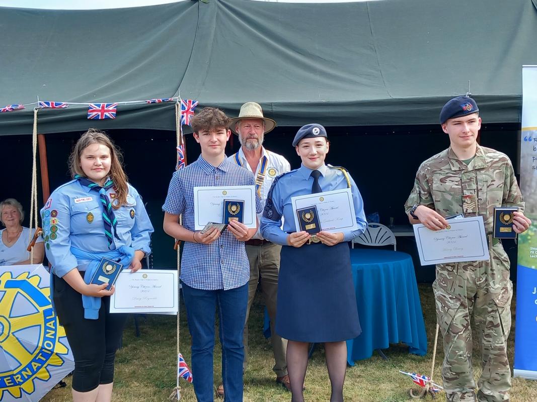 Daisy Reynolds, Talon Buick, Lily-May Goddard-Kemp, and Henry Drury with Awards