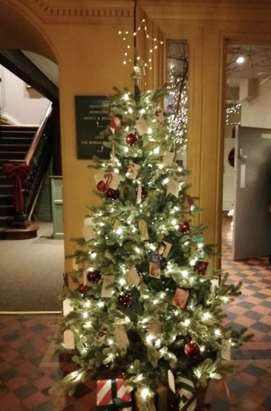 Christmas tree at the William Cecil Hotel