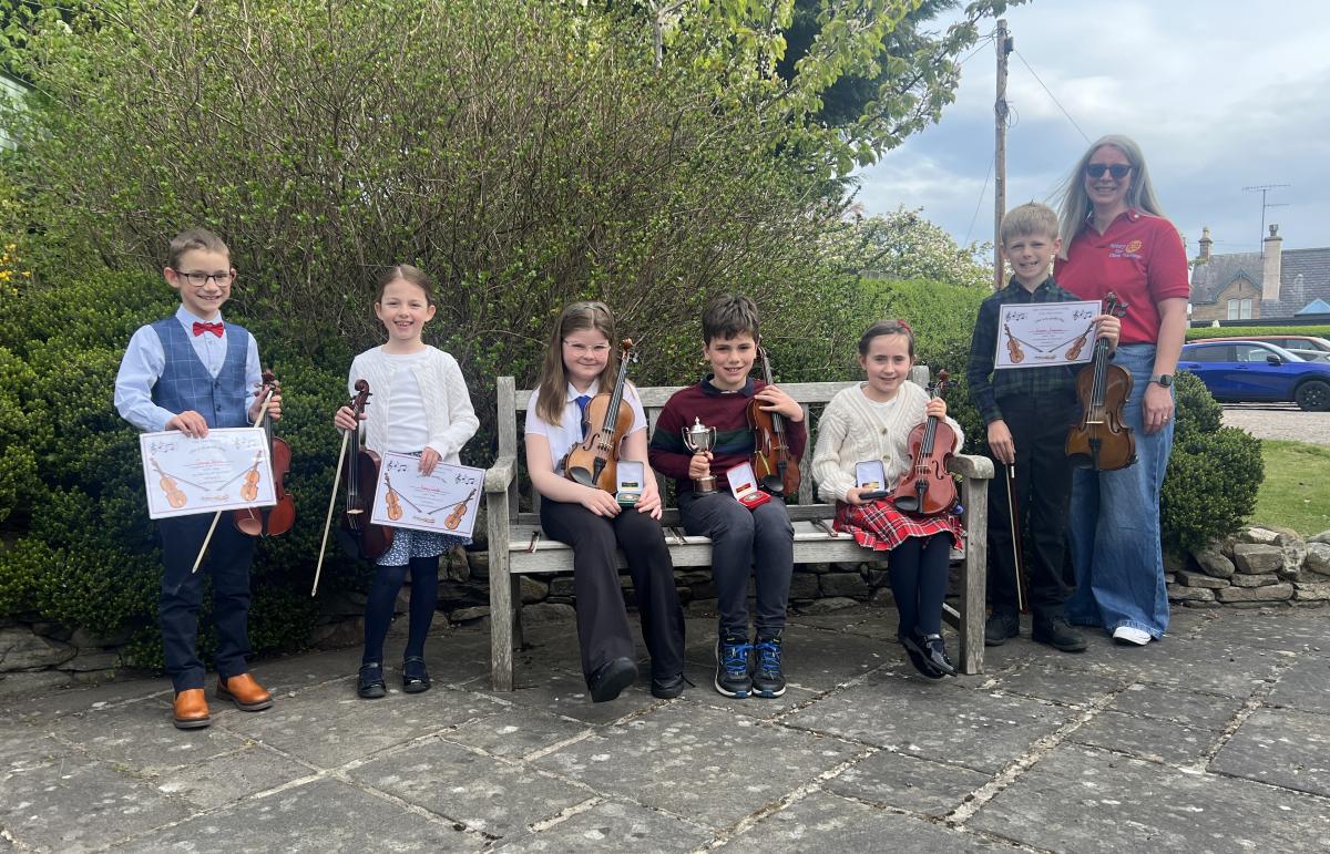 Winners Under 9 Category 2029 with President Elect Claire Thomson