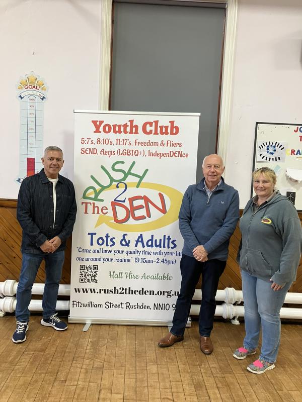 Prospero Girardi, Chair of Membership, Anton Rudgalvis, Rotary President and River from R2TD