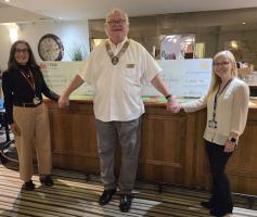Hospices receive &pound;3700 from &lsquo;Proms at the Hall&rsquo; Concert