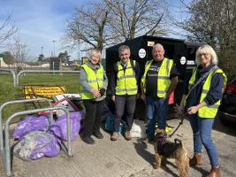 Chinnor Spring Litter Pick supporting FOE