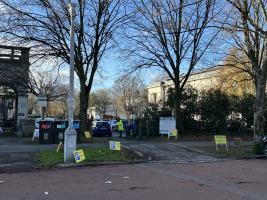 Car Parking New Year Shopping