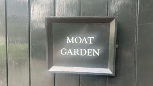 Moat Garden
