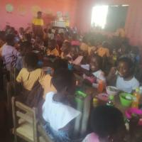 A helping hand at Christmas