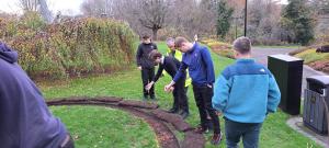 End Polio Now - Planting crocuses in Rodney Gardens