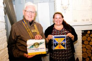Visiting U.S. Rotarian Stephanie Dunaief presented to Club members