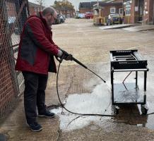 Christmas Extravaganza - BBQ cleaning