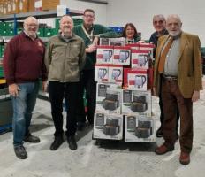 Rotary Helps out at the local Foodbank