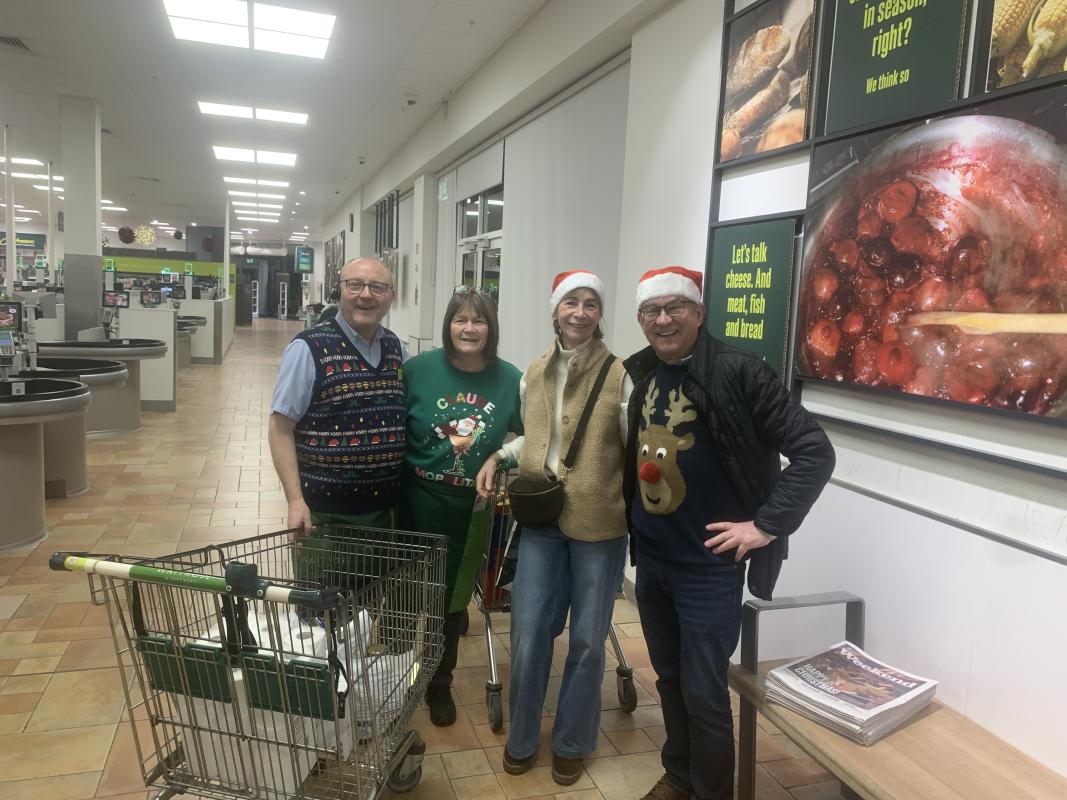 Waitrose / Rotary Trolley Dash competition winners Nigel & Anne Kirkpatrick