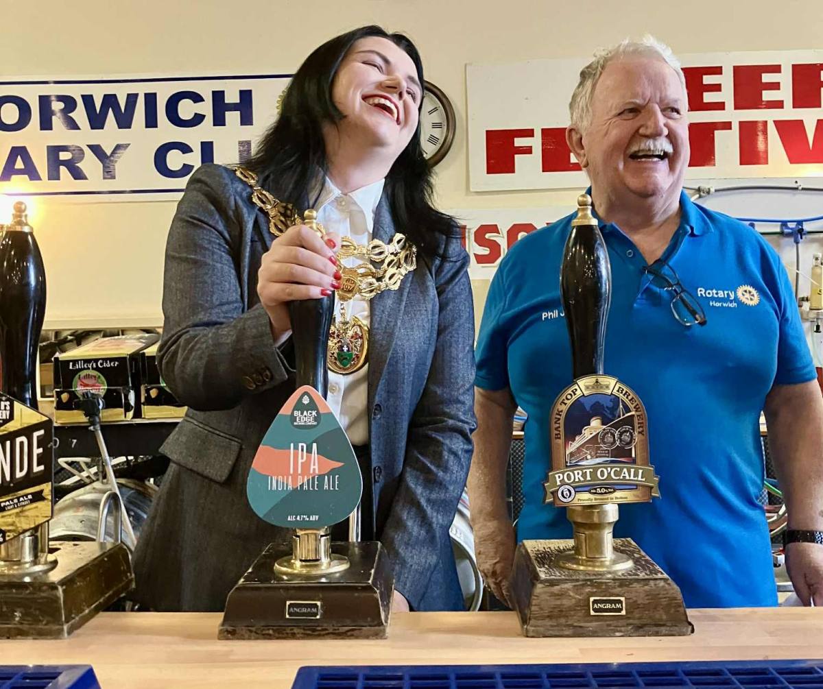 Mayor Victoria Rigby and President Phil Jones